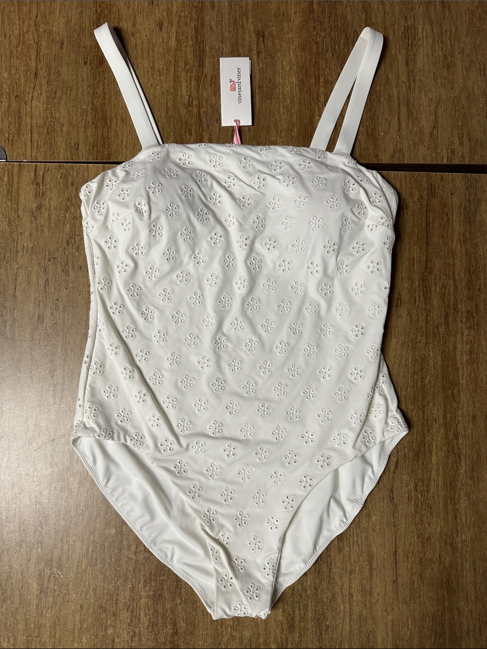 NWT rare vineyard vines sq neck one piece marshmallow white eyelet bathing suit
